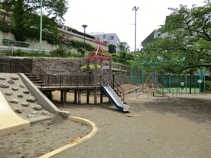 周辺環境:宮村児童遊園 六本木ヒルズレジデンスＤ棟