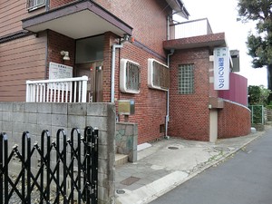 周辺環境:前澤クリニック 土地・売地 武蔵野市境南町３丁目 6680万円 武蔵境駅｜住建ハウジング
