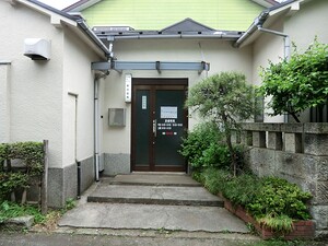 周辺環境:飯田医院 新築一戸建て 三鷹市深大寺３丁目 7480万円 武蔵境駅｜住建ハウジング