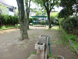 周辺環境:松が丘公園 中野区松が丘１丁目(13480万円)｜新築一戸建て｜住建ハウジング