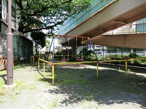 周辺環境:都堀公園 店舗付住宅 大田区大森北６丁目 25600万円 平和島駅｜住建ハウジング