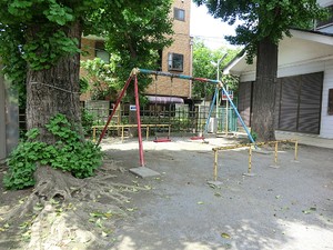 周辺環境:東貫森児童遊園 大森パーク・ホームズベイサイドコート