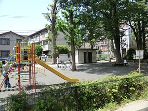 周辺環境:弁天児童遊園 世田谷区松原２丁目(16800万円)のアパート(一棟)｜住建ハウジング