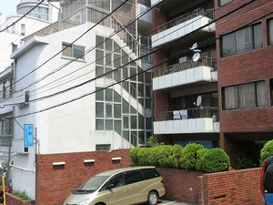 周辺環境:小野クリニック モアクレスト神宮前
