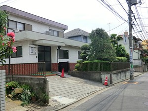 周辺環境:鈴木医院 ワコーレ初台ガーデン