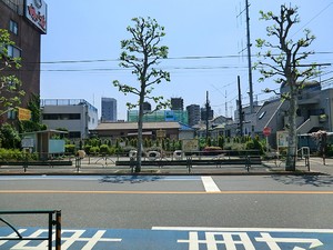 周辺環境:本村ずい道公園 メゾンヴェール幡ヶ谷
