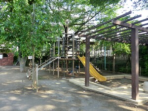 周辺環境:本町公園 土地・売地 中野区弥生町３丁目 5480万円 中野新橋駅｜住建ハウジング