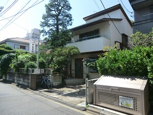 周辺環境:中尾医院 世田谷区奥沢５丁目(21000万円)のアパート(一棟)｜住建ハウジング