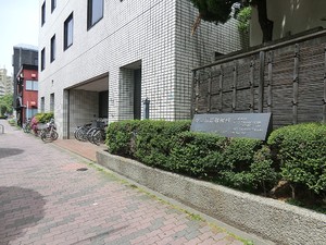 周辺環境:安田耳鼻咽喉科 新築一戸建て 豊島区要町１丁目 5380万円 要町駅｜住建ハウジング