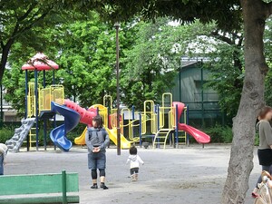 周辺環境:仲江名公園 土地・売地 大田区西糀谷１丁目 4990万円 糀谷駅｜住建ハウジング