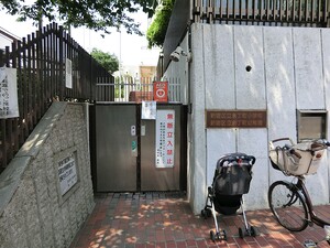 周辺環境:余丁町幼稚園 新宿区高田馬場２丁目(28800万円)｜土地・売地｜住建ハウジング