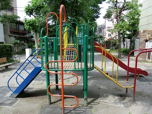 八千代町児童遊園 フォルム小石川