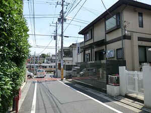 周辺環境:岩崎医院 世田谷区松原２丁目(16800万円)のアパート(一棟)｜住建ハウジング