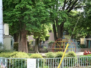 周辺環境:松原公園 中古一戸建て 世田谷区松原３丁目 6288万円 明大前駅｜住建ハウジング