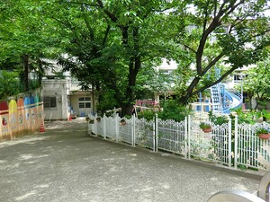 周辺環境:広尾幼稚園 中古一戸建て 渋谷区広尾２丁目 6900万円 広尾駅｜住建ハウジング