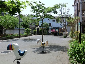 周辺環境:向原町児童遊園 品川区小山台２丁目(7230万円)｜中古一戸建て｜住建ハウジング