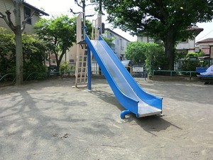 周辺環境:臼田坂児童公園 土地・売地 大田区中央６丁目 16100万円 大森駅｜住建ハウジング
