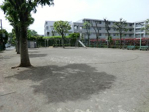 周辺環境:かみさぎ児童遊園 新築一戸建て 練馬区中村２丁目 7808万円 中村橋駅｜住建ハウジング