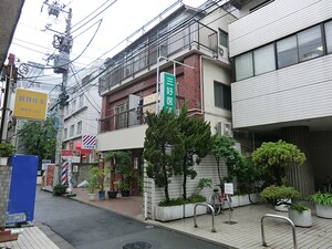 周辺環境:三好医院 ヴィア・シテラ新宿