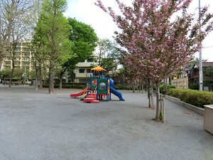 周辺環境:江古田公園 中野区沼袋２丁目(9900万円)｜中古一戸建て｜住建ハウジング