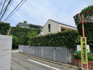 周辺環境:佐藤小児科医院 新築一戸建て 新宿区信濃町 10845万円 信濃町駅｜住建ハウジング