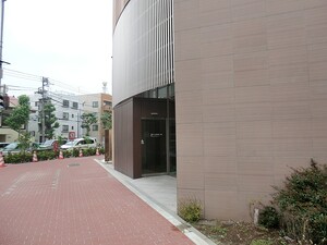 周辺環境:杉山産婦人科 マンション(一棟) 世田谷区大原１丁目 21060万円 笹塚駅｜住建ハウジング