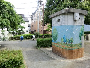 周辺環境:南品川広場公園 マンション(一棟) 品川区東大井４丁目 マーベラス東大井 25800万円 鮫洲駅｜住建ハウジング