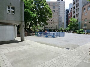 周辺環境:西神田公園 カーサ神保町