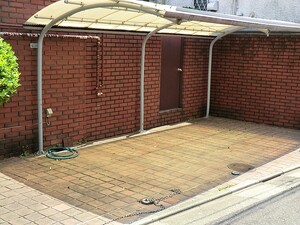 周辺環境:宇治田医院 土地・売地 世田谷区代田６丁目 11880万円 新代田駅｜住建ハウジング