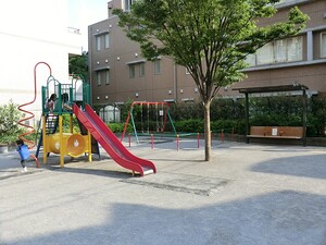 周辺環境:弥生児童遊園 パレ・ソレイユ　ＡＫＩＢＡ　ＥＡＳＴ