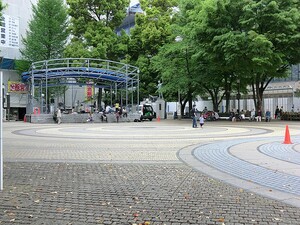 周辺環境:池袋西口公園 住宅付店舗 豊島区西池袋２丁目 12000万円 池袋駅｜住建ハウジング