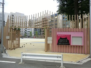 周辺環境:大久保公園 ホテル 新宿区歌舞伎町２丁目 74800万円 東新宿駅｜住建ハウジング