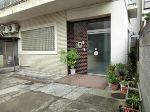 周辺環境:新井医院 パラドール自由が丘