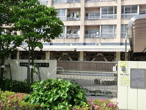 周辺環境:港区立青山保育園 土地・売地 港区南青山２丁目 94500万円 外苑前駅｜住建ハウジング