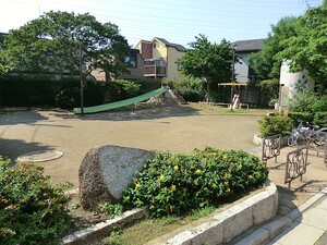 周辺環境:和泉西公園 新築一戸建て 杉並区和泉４丁目 7480万円 方南町駅｜住建ハウジング