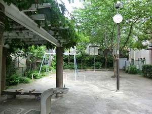 周辺環境:丸山福山児童遊園 中銀小石川マンシオン