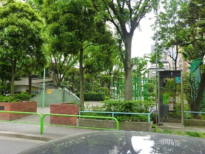 周辺環境:芝五丁目児童遊園 リビオレゾン三田
