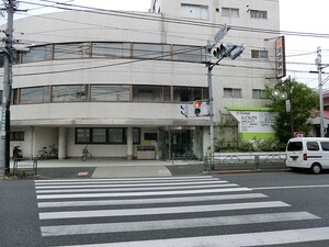 周辺環境:河井病院 土地・売地 新宿区西落合２丁目 6980万円 落合南長崎駅｜住建ハウジング