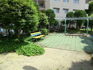 周辺環境:玉川台東公園 世田谷区用賀２丁目(15300万円)｜土地・売地｜住建ハウジング