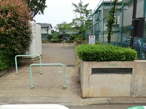 周辺環境:瀬田三丁目公園 パーク・ハイム用賀中町