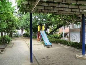 周辺環境:桑の木児童公園 土地・売地 世田谷区奥沢１丁目 13980万円 奥沢駅｜住建ハウジング