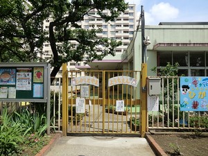 周辺環境:東戸山幼稚園 アルカーデンシティリンクス新宿