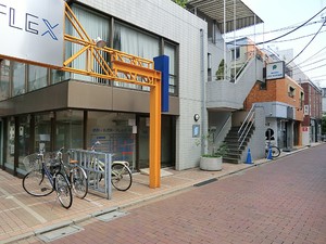 周辺環境:原田クリニック 新築一戸建て 杉並区上高井戸３丁目 9480万円 高井戸駅｜住建ハウジング