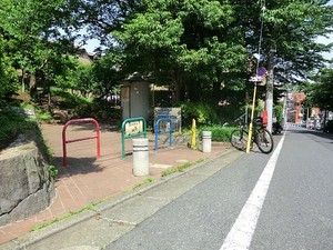 周辺環境:稲荷坂児童公園 アパート(一棟) 大田区中馬込３丁目 22000万円 西馬込駅｜住建ハウジング