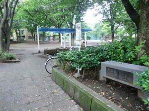 周辺環境:梅里中央公園 マンション(区分) 杉並区阿佐谷南１丁目 コンファーレ南阿佐ヶ谷アベニーダ 5280万円 南阿佐ケ谷駅｜住建ハウジング