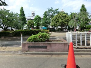 周辺環境:希望丘北公園 土地・売地 世田谷区粕谷２丁目 12100万円 芦花公園駅｜住建ハウジング