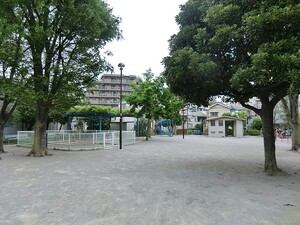 周辺環境:啓明公園 土地・売地 中野区大和町１丁目 5380万円 野方駅｜住建ハウジング