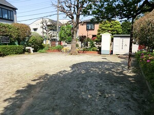 周辺環境:鷺南公園 アパート(一棟) 中野区若宮２丁目 16000万円 都立家政駅｜住建ハウジング