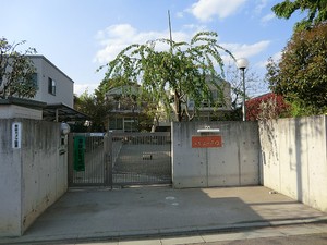 周辺環境:とちの木保育園 中古一戸建て 中野区上鷺宮４丁目 7180万円 富士見台駅｜住建ハウジング
