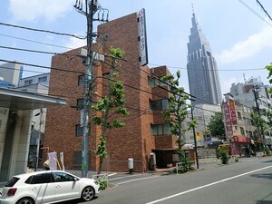 周辺環境:花クリニック クオリア代々木(7680万円)｜中古マンション（新築･中古）｜住建ハウジング